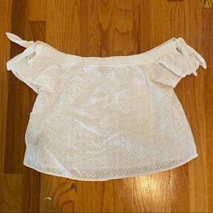 Abercrombie Off the shoulder cropped top